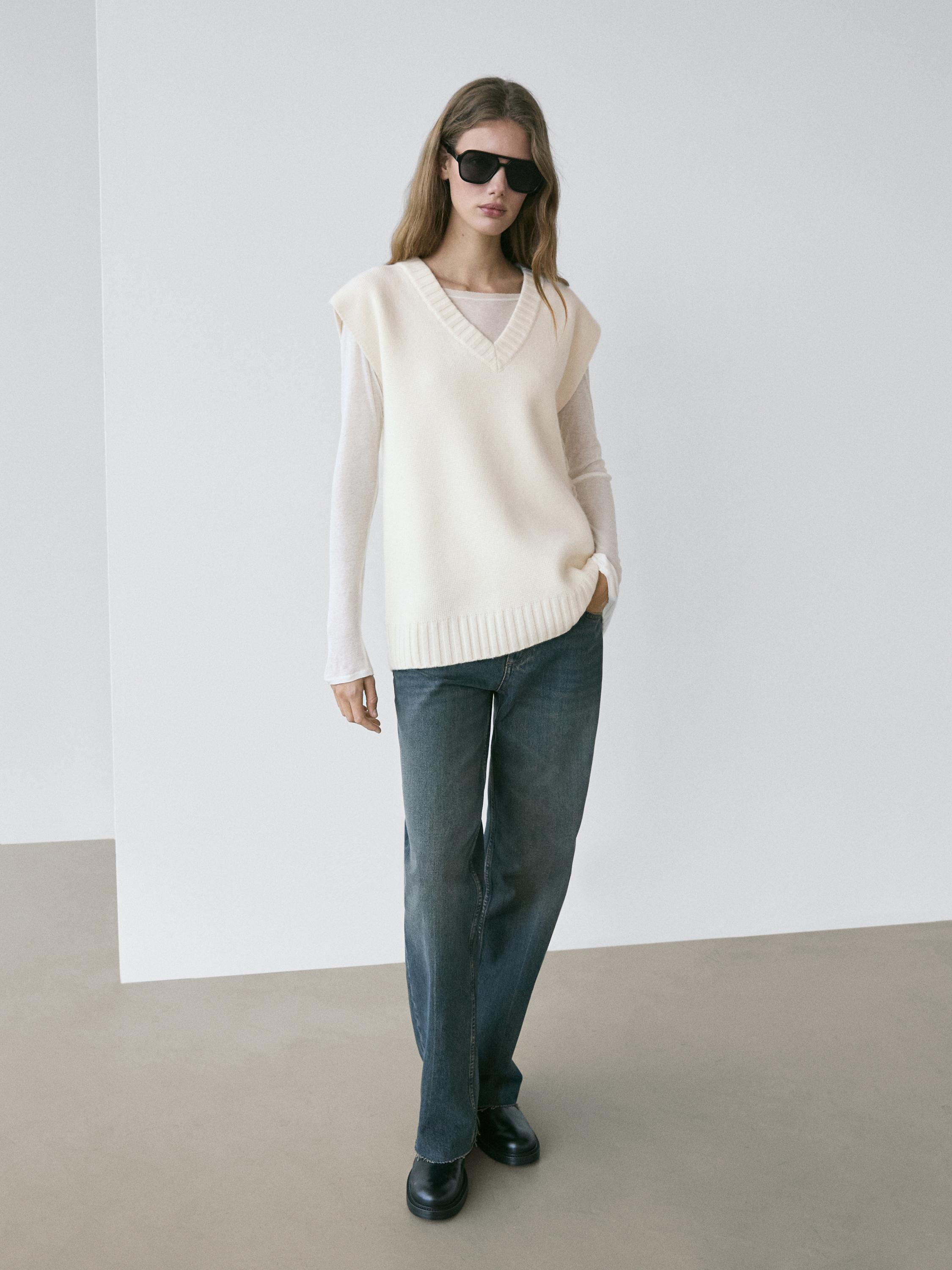 Long 100% wool knit vest